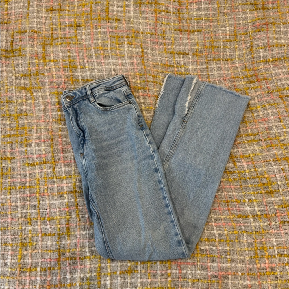 Zara Blue Ankle Cropped Jeans